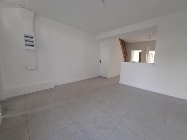 Maison à louer à Auchel dans le Pas-de-Calais (62260), ref : 62050-L256