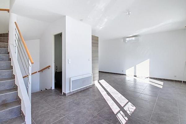 À LOUER - EN EXCLUSIVITÉ A VIDAUBAN  TRIPLEX DE 68,43m2