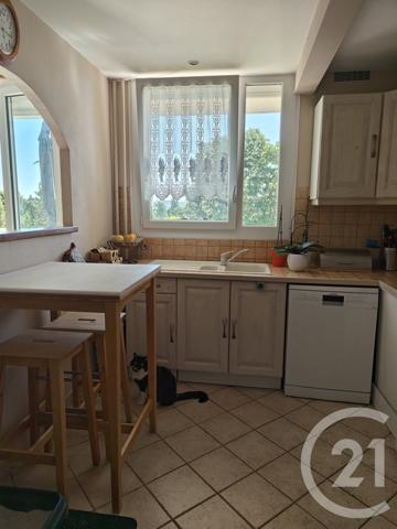 Appartement F5 à vendre  5 pièces - 93,83 m2 CHILLY MAZARIN - 91