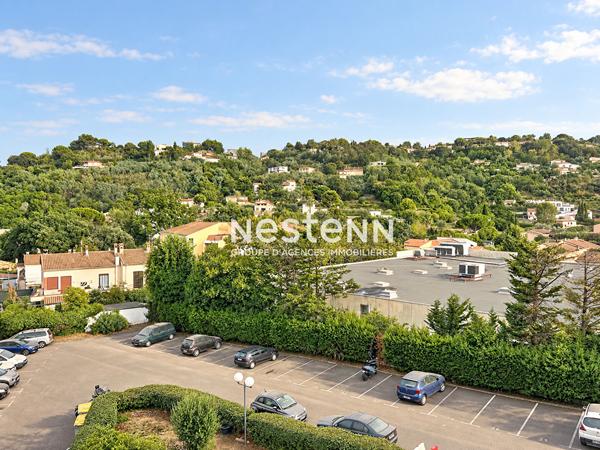 Vallauris - 3P - 58m² - parking - cave - traversant