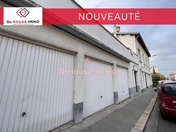 Immeuble à vendre 28 pièces de 571 m²