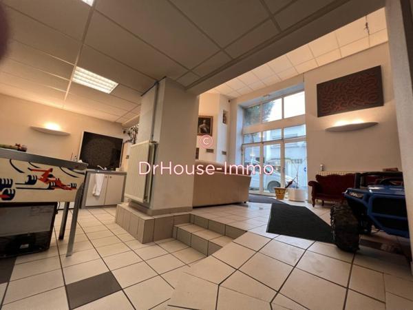 Immeuble à vendre 28 pièces de 571 m²