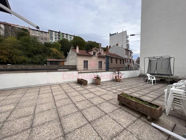 Immeuble à vendre 28 pièces de 571 m²