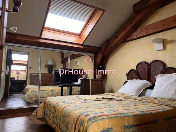 Immeuble à vendre 28 pièces de 571 m²