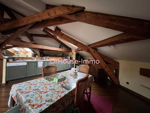 Immeuble à vendre 28 pièces de 571 m²