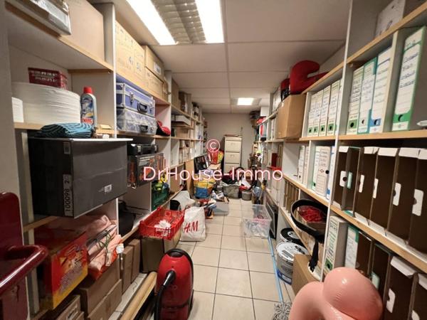 Immeuble à vendre 28 pièces de 571 m²