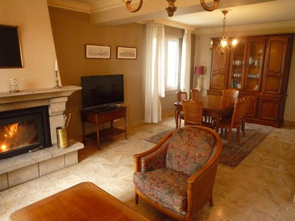 Maison  7 pièce(s) 148 m2