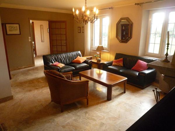 Maison  7 pièce(s) 148 m2