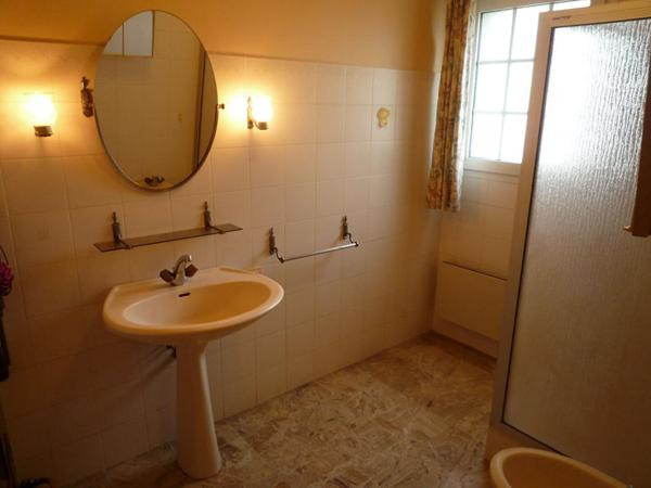 Maison  7 pièce(s) 148 m2