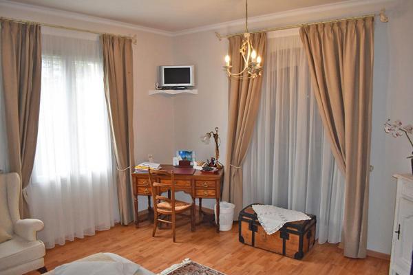 Sarlat La Caneda  Maison 5 pièce(s) 201 m2