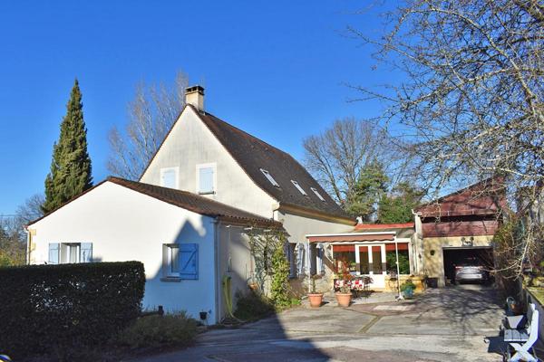 Sarlat La Caneda  Maison 5 pièce(s) 201 m2