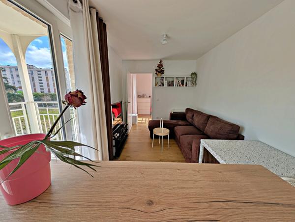 Idéal 1er achat – F2 récent avec balcon et parking – Limeil-Brévannes centre