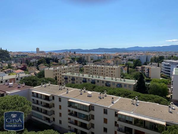 Appartement à louer 2 pièces 52.6m²