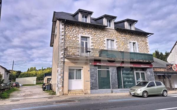 Maison à vendre    9 pièces •  Le Lardin-Saint-Lazare