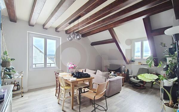 Maison à vendre    9 pièces •  Le Lardin-Saint-Lazare