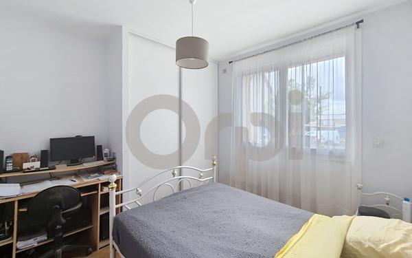 Maison à vendre    9 pièces •  Le Lardin-Saint-Lazare