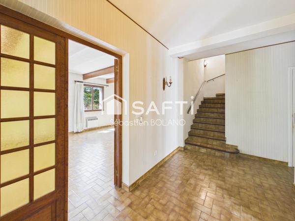 Maison familiale 4 faces avec piscine et grand terrain arboré au calme – Fort potentiel à Villelongue-de-la-Salanque