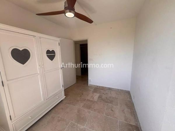 Location                                                      Appartement
                        
                     3 pièces                      52 m2                     à Sainte-Maxime
