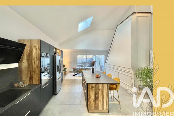 Appartement à vendre 4 pièces 138 m² Challes-les-Eaux