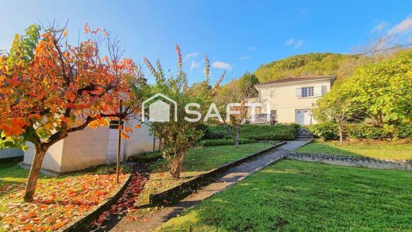 Maison de construction traditionnelle 4 chambres - volume et confort.