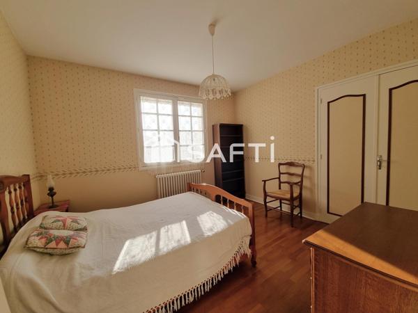 Maison de construction traditionnelle 4 chambres - volume et confort.