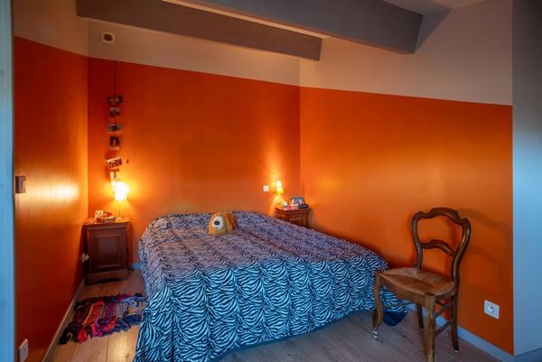 Mas de caractère rénové du 19ème siècle avec jardin, piscine et cour intérieure