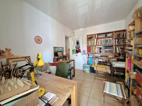 Vente                                                      Appartement
                        
                     4 pièces                      85 m2                     à Draguignan