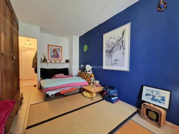 Vente                                                      Appartement
                        
                     4 pièces                      85 m2                     à Draguignan