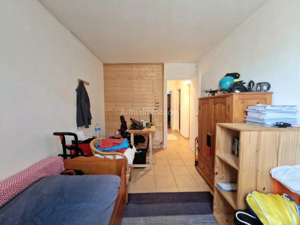 Vente                                                      Appartement
                        
                     4 pièces                      85 m2                     à Draguignan