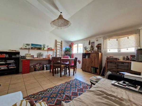 Vente                                                      Appartement
                        
                     4 pièces                      85 m2                     à Draguignan