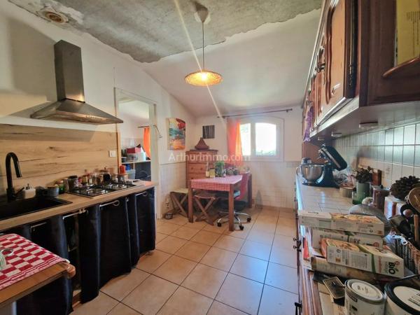Vente                                                      Appartement
                        
                     4 pièces                      85 m2                     à Draguignan