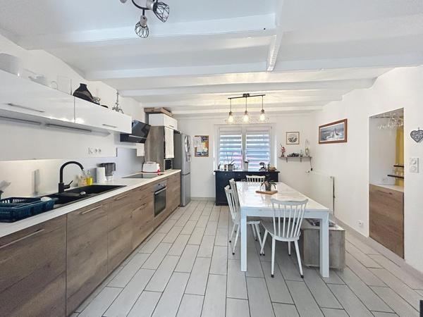 Saint Julien de Concelles - Centre bourg - Maison 3 chambres avec dépendances