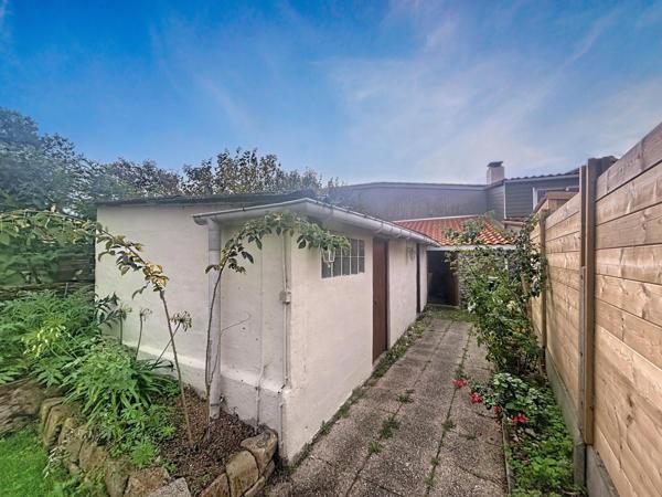 Saint Julien de Concelles - Centre bourg - Maison 3 chambres avec dépendances