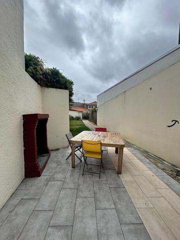 Saint Julien de Concelles - Centre bourg - Maison 3 chambres avec dépendances