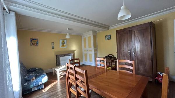 Achat - Immeuble Château-Gontier-sur-Mayenne 53200 6 pièces 127 m 2 315 m 2