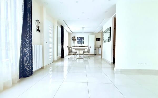 Maison à vendre    6 pièces • 105 m2 Villiers-sur-Marne