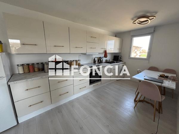 Location Appartement meublé 3 pièces 60.69 m² - RESIDENCE LES ALLEES DU GOLF Seilh 31840