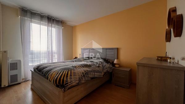 APPARTEMENT 3 PIÈCES À ÉVRY-COURCOURONNES, PLACE LAVOISIER, PROCHE RER D