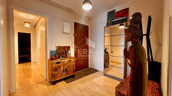 APPARTEMENT 3 PIÈCES À ÉVRY-COURCOURONNES, PLACE LAVOISIER, PROCHE RER D