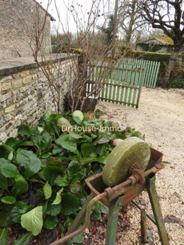 Maison à vendre 10 pièces de 218 m²