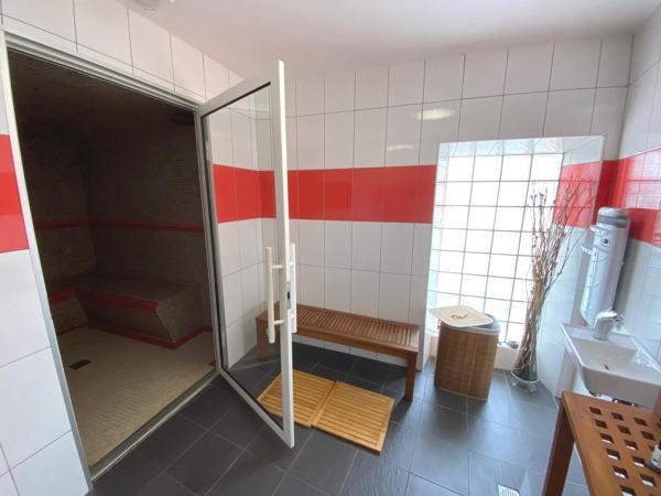 Propriété d'exception, 15 chambres, 1000m2