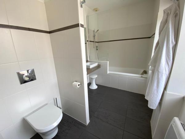 Propriété d'exception, 15 chambres, 1000m2