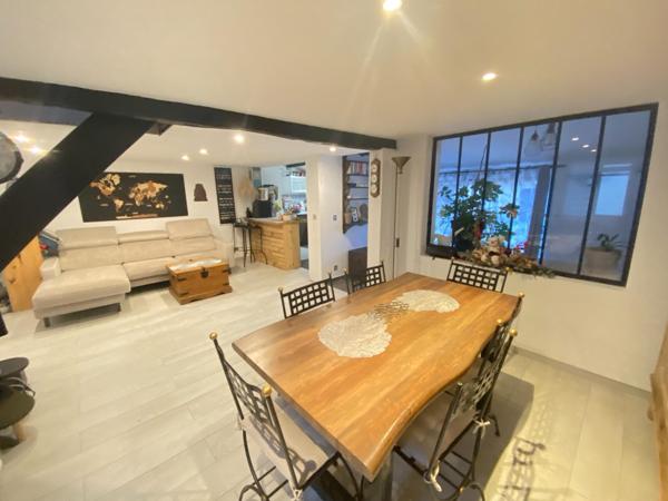 Maison de village 98 m2, 3 chambres, terrain 897m2