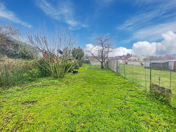 Maison de village 98 m2, 3 chambres, terrain 897m2