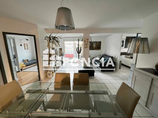 Location Appartement 3 pièces 73.01 m² - 7 RUE DU GENERAL CAVAIGNAC Tours 37000