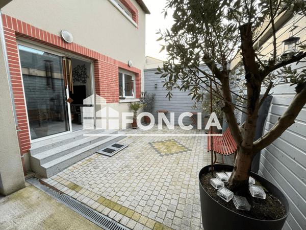 Location Appartement 3 pièces 73.01 m² - 7 RUE DU GENERAL CAVAIGNAC Tours 37000