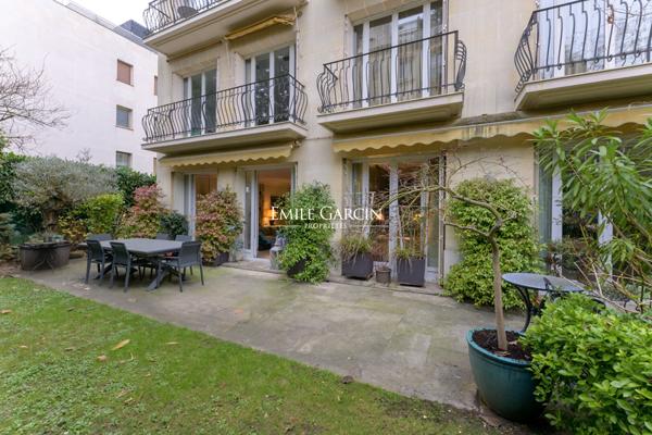 À Vendre- Appartement  - 92200 - Neuilly-Sur-Seine  - 110 m2 - Jardin - 200m2 - 2 /3 chambres