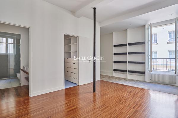 À VENDRE - Appartement - Paris - 75001 -  Palais Royal - Bourse de Commerce - 4 pièces - 2 chambres - 117 m²