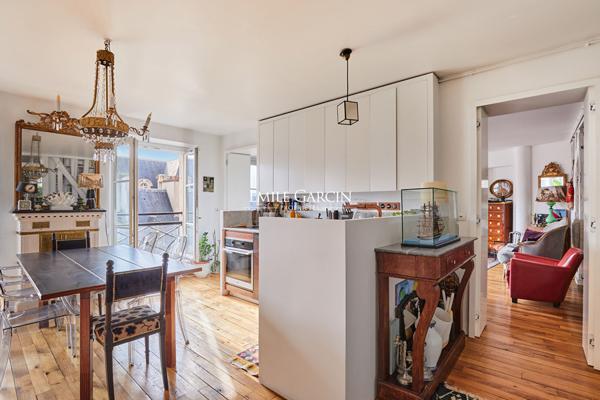 A vendre - Appartement - Paris 75003 - Proche place des Vosges - Vues dégagées