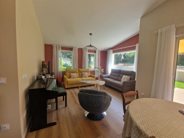 EXCEPTIONNEL!! MAISON CONTEMPORAINE EN CENTRE BRETAGNE... Pontivy (56300)